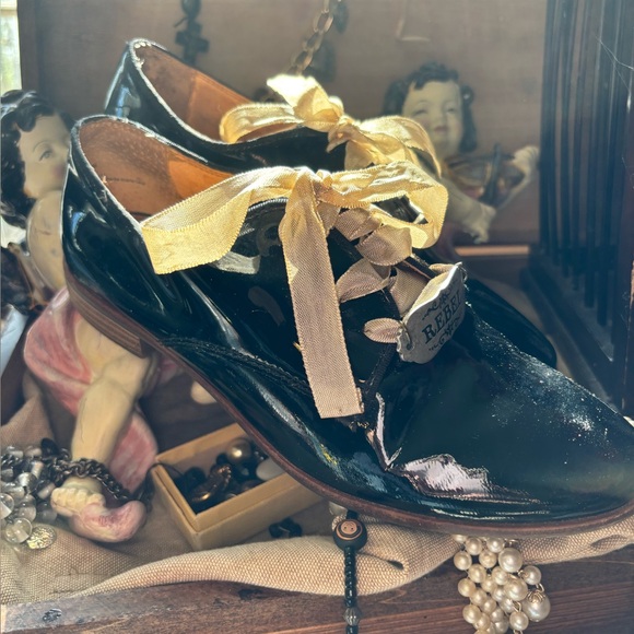 Upcycled black genuine leather black patent tie up brogues oxfords lace up REBEL - Picture 13 of 14